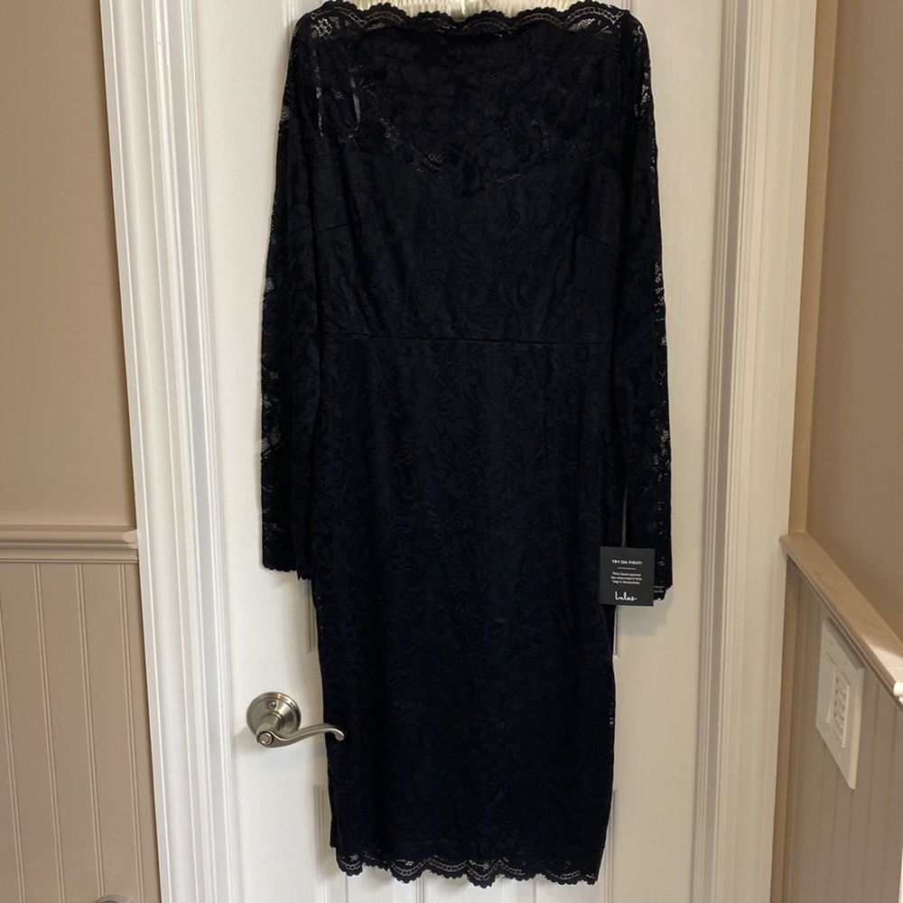 Lulus black lace dress